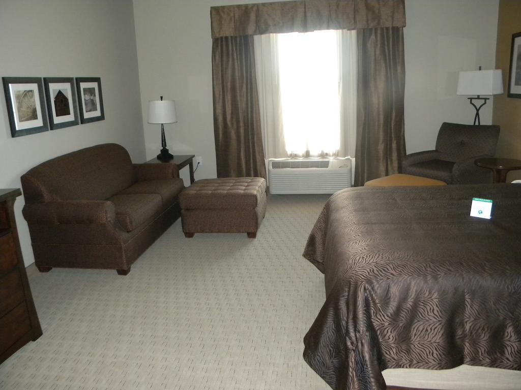 Teddy'S Residential Suites Watford City Экстерьер фото